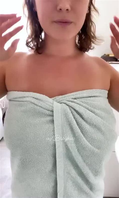 Free Amateur Boobs Porn Videos .